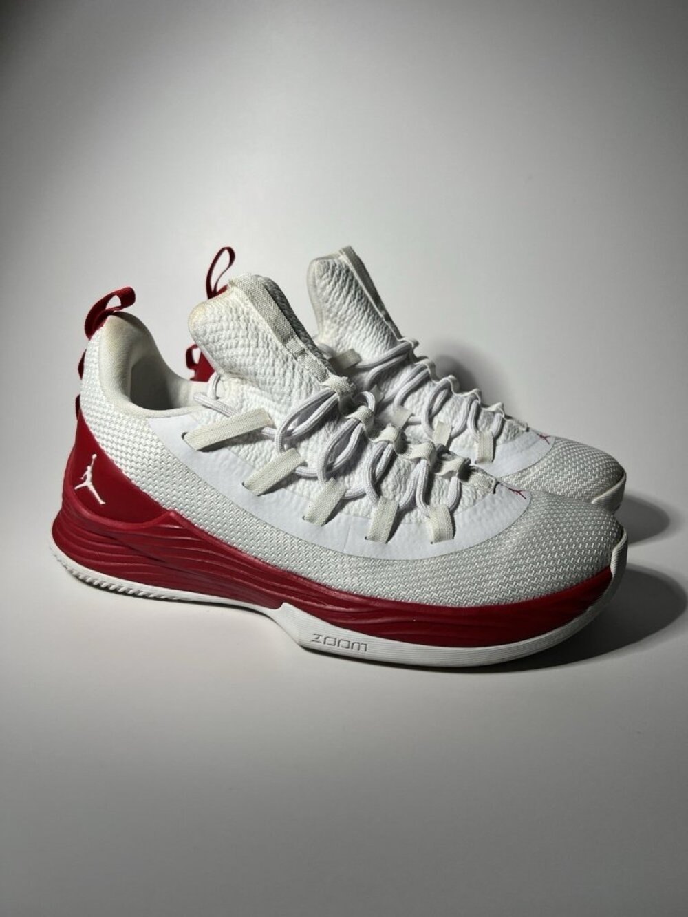 Jordan Ultra.Fly 2 Low Men’s Basketball Shoes Size 7 White Gym Red